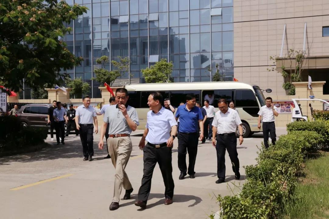 市委副書(shū)記、市長(zhǎng)葉露中再次蒞臨索伊調(diào)研